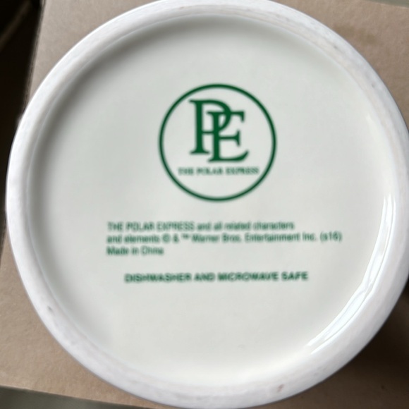 2 Polar Express Hot Chocolate Mugs - Picture 9 of 9